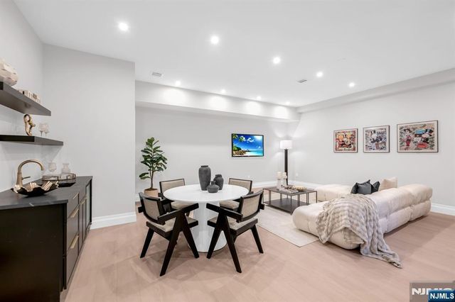 474 Oregon Street, Paramus, NJ 07652