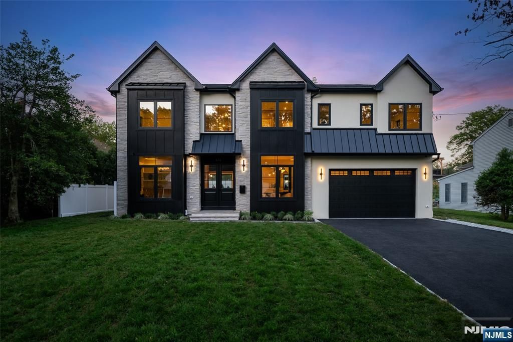 474 Oregon Street, Paramus, NJ 07652