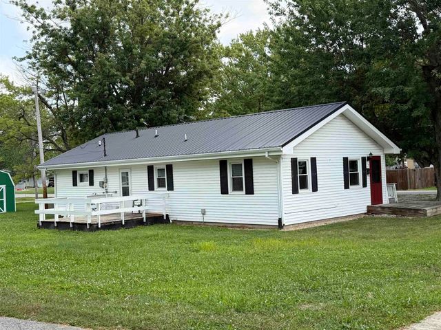 631 E South C Street, Gas City, IN 46933