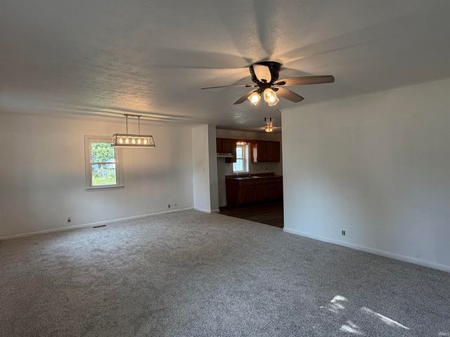 631 E South C Street, Gas City, IN 46933