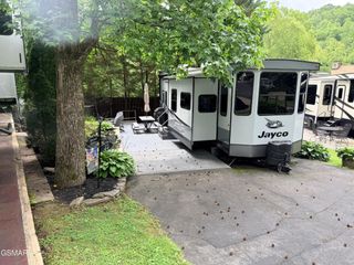 4229 E Parkway, Gatlinburg, TN 37738