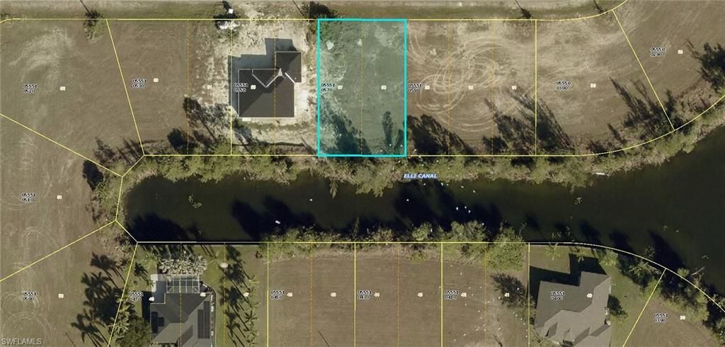 816 NE 34th LN, Cape Coral, FL 33909