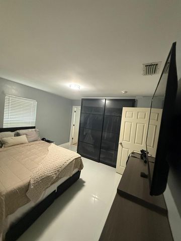 9321 NW 35TH Manor, Sunrise, FL 33351