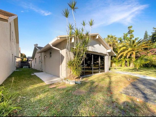 9321 NW 35TH Manor, Sunrise, FL 33351