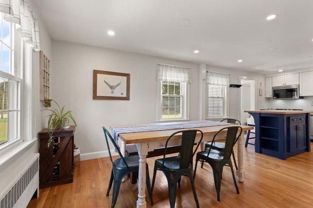 30 Eastman Ave, Foxboro, MA 02035
