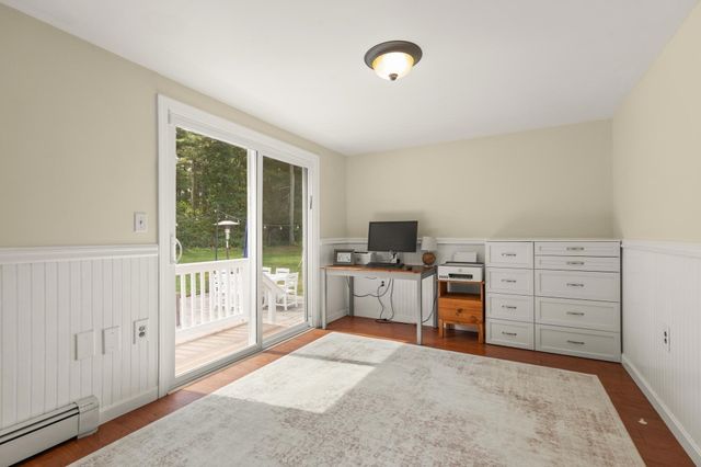 30 Eastman Ave, Foxboro, MA 02035