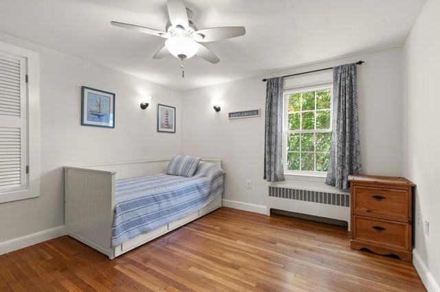 30 Eastman Ave, Foxboro, MA 02035