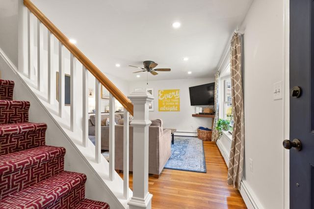 30 Eastman Ave, Foxboro, MA 02035