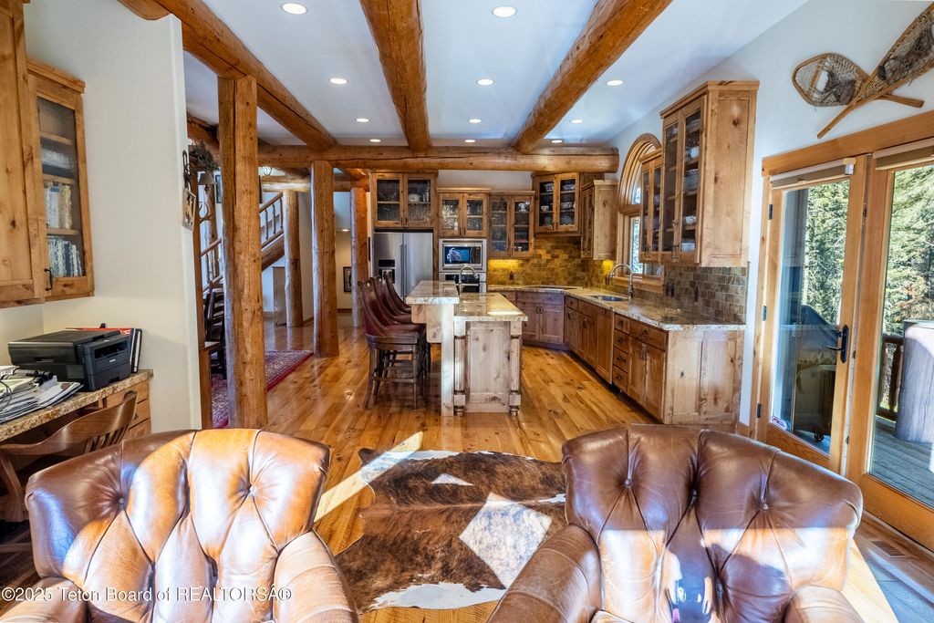 1558 TRAIL RIDGE Road, Alpine, WY 83128 photo 23