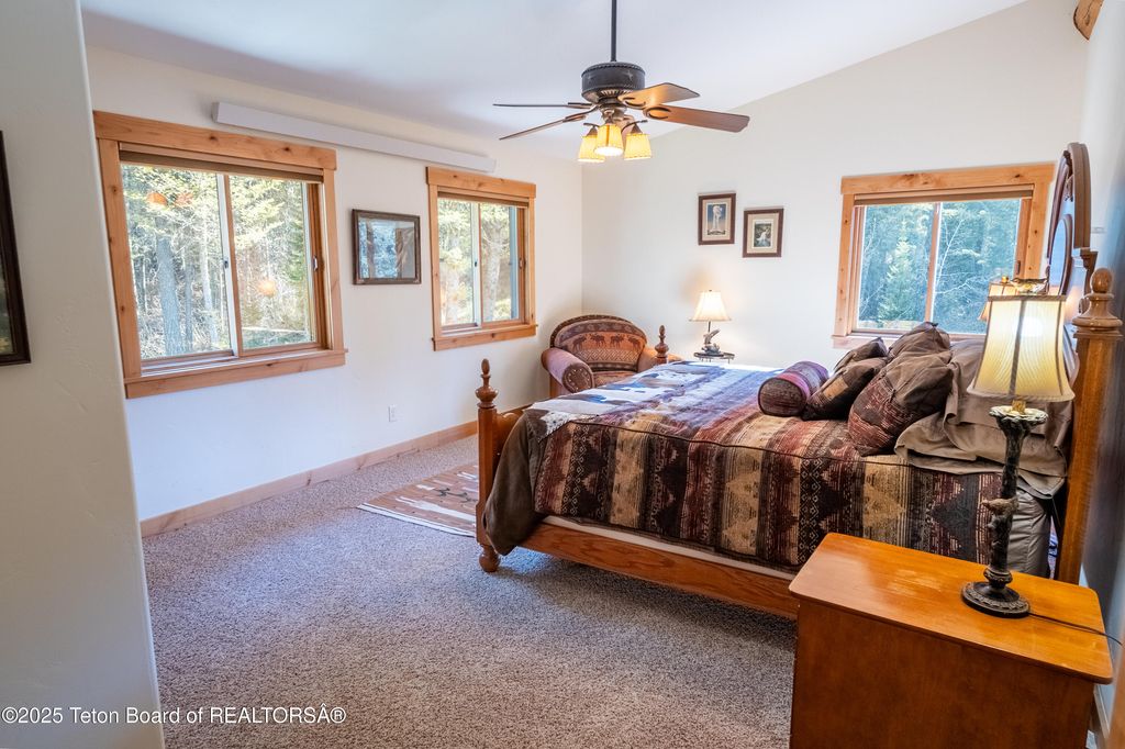 1558 TRAIL RIDGE Road, Alpine, WY 83128 photo 33