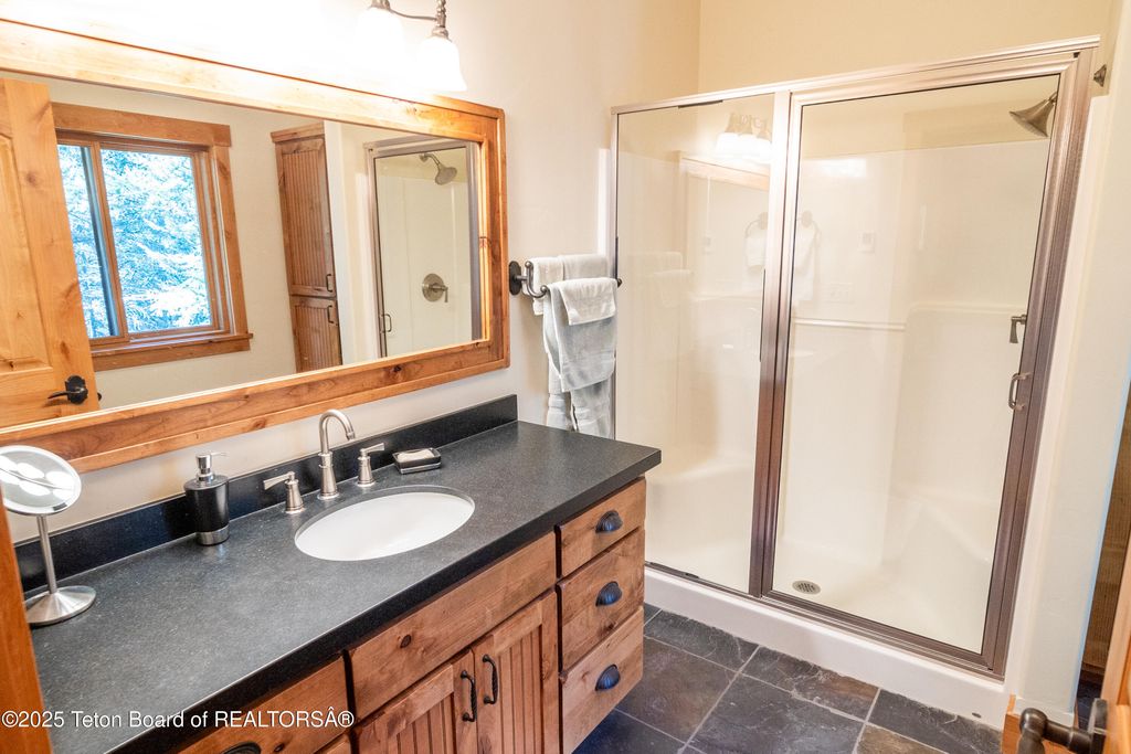 1558 TRAIL RIDGE Road, Alpine, WY 83128 photo 35