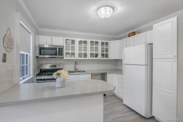 590 Bedford Road 2, Pleasantville, NY 10570