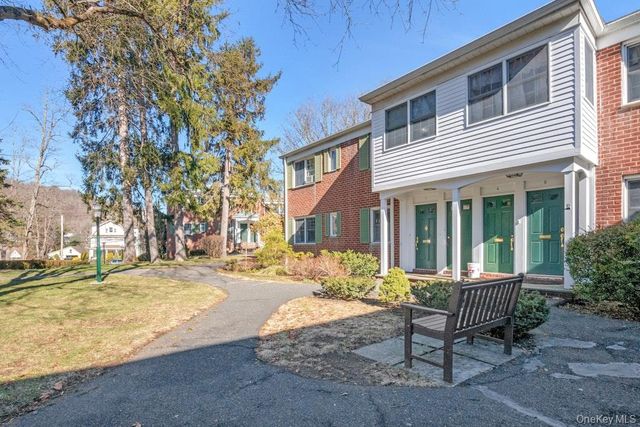 590 Bedford Road 2, Pleasantville, NY 10570