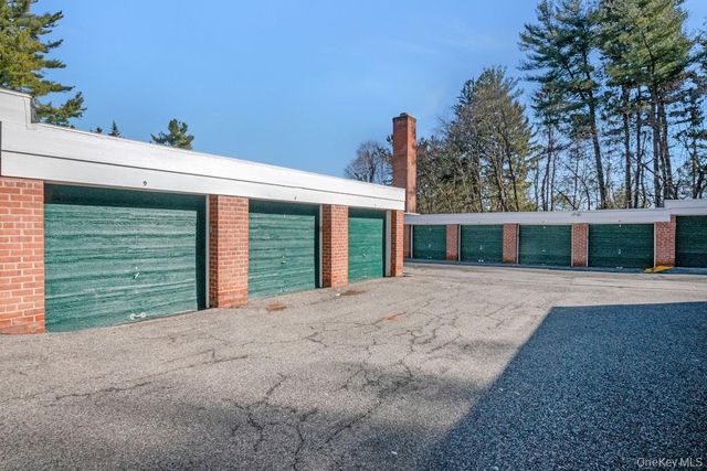 590 Bedford Road 2, Pleasantville, NY 10570