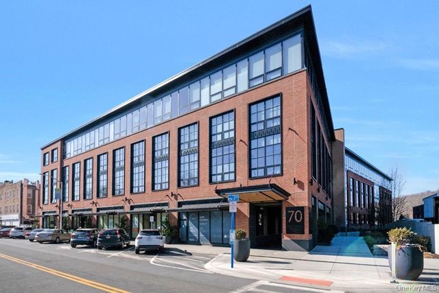 590 Bedford Road 2, Pleasantville, NY 10570