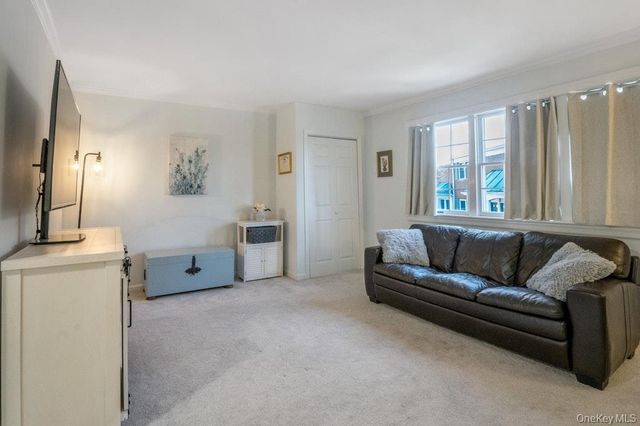 590 Bedford Road 2, Pleasantville, NY 10570