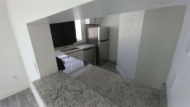 1791 NW 96TH Terrace 4E, Pembroke Pines, FL 33024