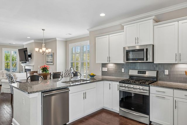1630 Prince Edward Street, Mount Pleasant, SC 29466