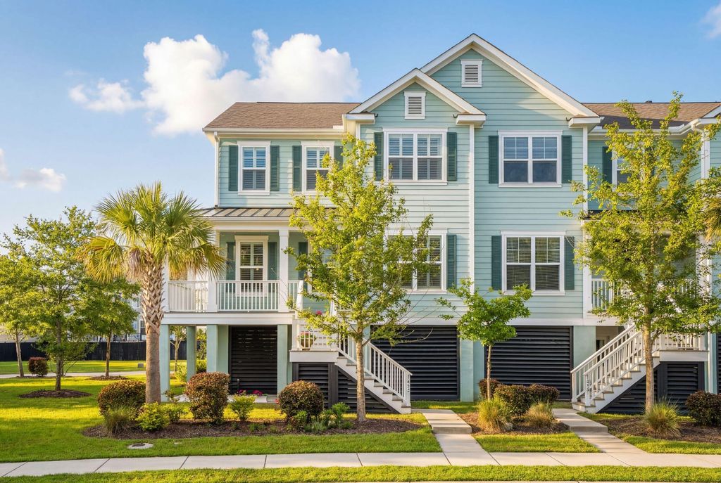 1630 Prince Edward Street, Mount Pleasant, SC 29466