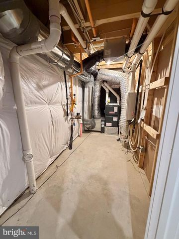 14705 RING HOUSE, Brandywine, MD 20613