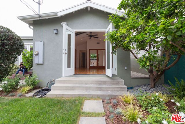 11874 Juniette Street, Culver City, CA 90230