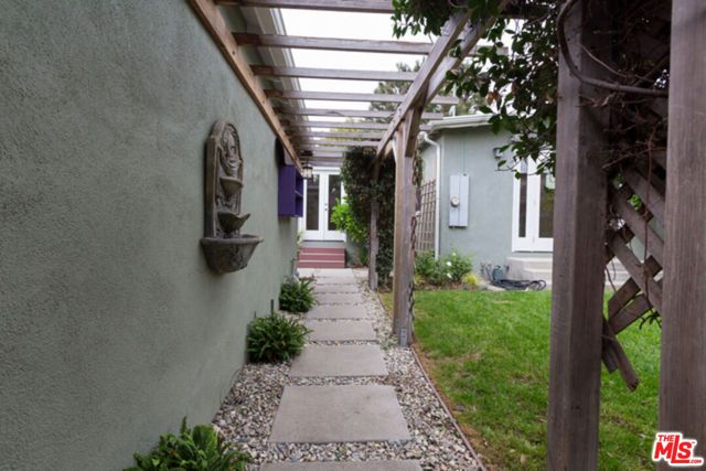 11874 Juniette Street, Culver City, CA 90230