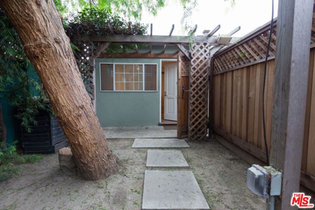 11874 Juniette Street, Culver City, CA 90230