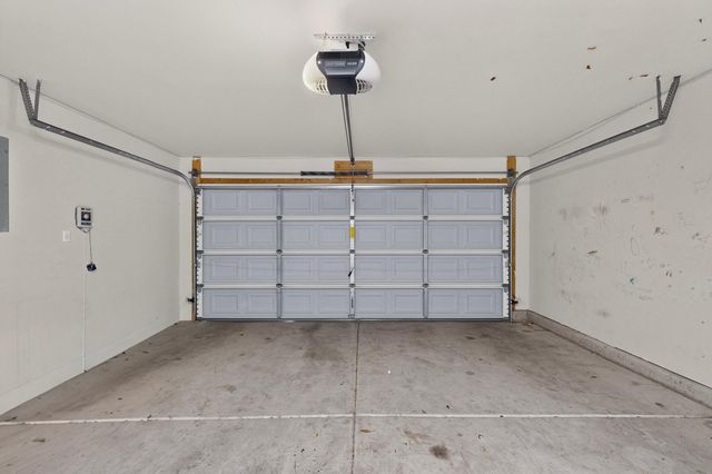 213 Boot Hill Loop SW, Los Lunas, NM 87031