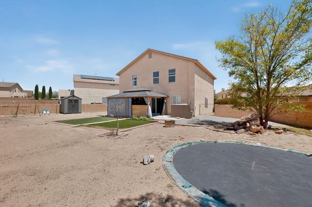 213 Boot Hill Loop SW, Los Lunas, NM 87031