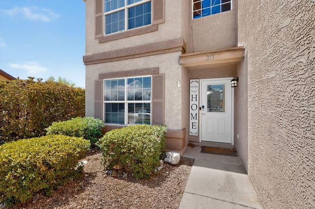 213 Boot Hill Loop SW, Los Lunas, NM 87031