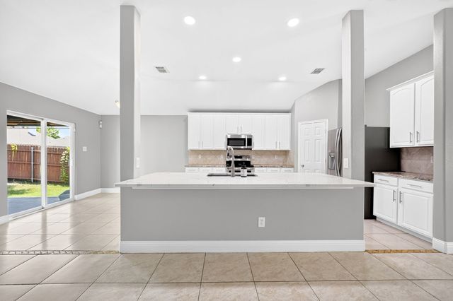 925 Cedar Creek Drive, Wylie, TX 75098