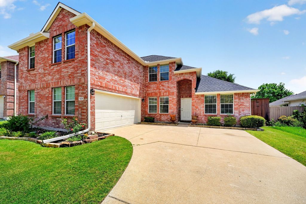 925 Cedar Creek Drive, Wylie, TX 75098