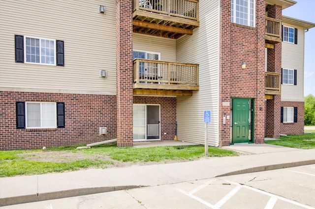1265 SE 6TH Street 201, Grimes, IA 50111