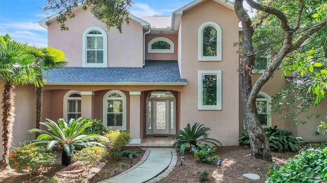 92 Chanteclaire Cir, Gulf Breeze, FL 32561