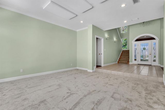 92 Chanteclaire Cir, Gulf Breeze, FL 32561