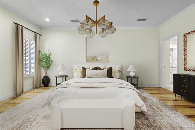 92 Chanteclaire Cir, Gulf Breeze, FL 32561