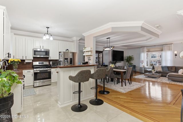 206 Hidden Lake Drive, Morganville, NJ 07751