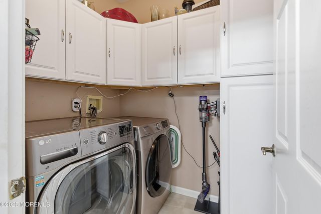 206 Hidden Lake Drive, Morganville, NJ 07751