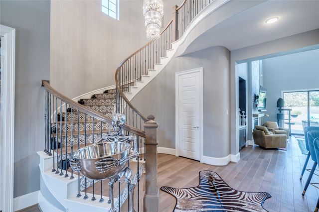 109 Bisset CT, Austin, TX 78738