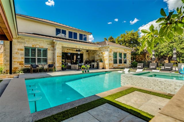 109 Bisset CT, Austin, TX 78738