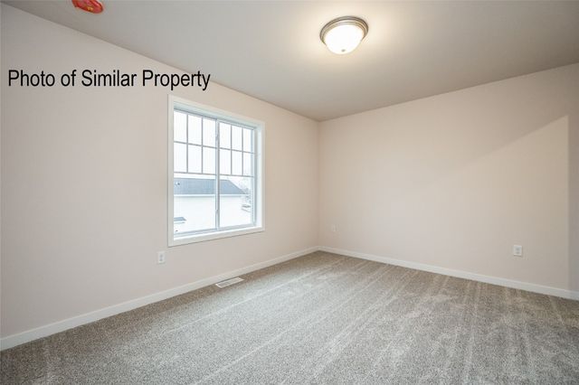 7701 Westfield Drive NE, Cedar Rapids, IA 52402