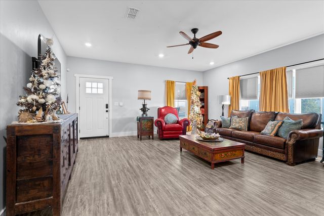 3370 Drill Stem Road, Levelland, TX 79336