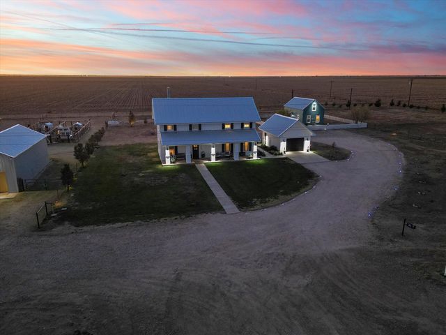 3370 Drill Stem Road, Levelland, TX 79336