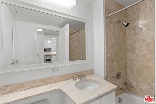 765 Market Street 22C, San Francisco, CA 94103