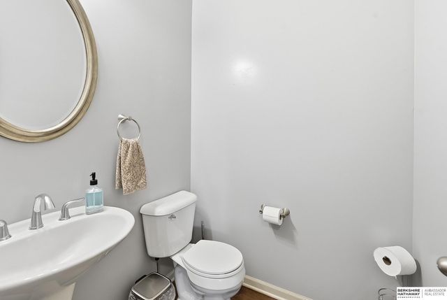 16611 Dora Hamann Parkway, Omaha, NE 68116