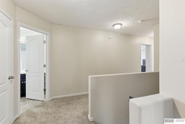 16611 Dora Hamann Parkway, Omaha, NE 68116