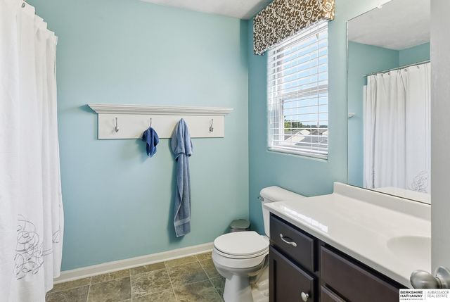 16611 Dora Hamann Parkway, Omaha, NE 68116