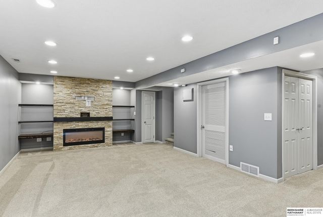 16611 Dora Hamann Parkway, Omaha, NE 68116
