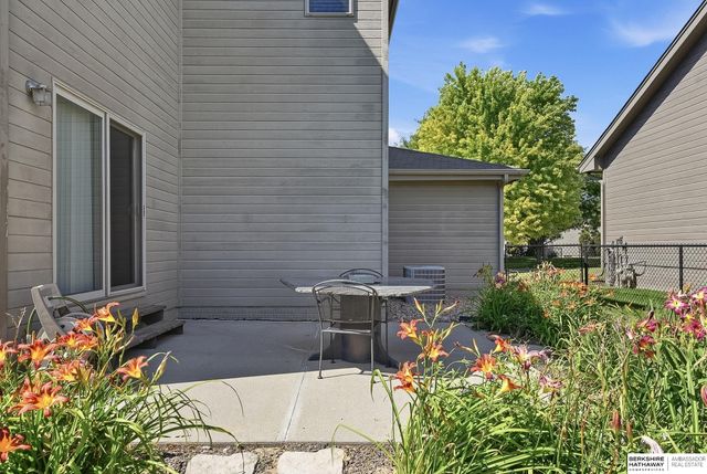 16611 Dora Hamann Parkway, Omaha, NE 68116