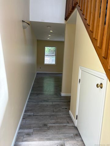 16 Maple Street 16, Vernon, CT 06066